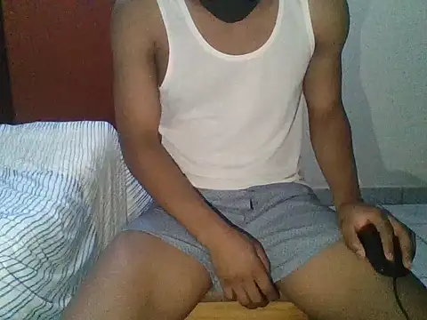 Snapshot of rrdfyhu chatting on October 11, 5:00 pm rrdfyhu online show from October 11, 5:00 pm