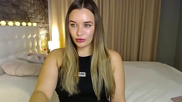 Snapshot of starrydoll chatting on December 20, 6:59 pm starrydoll online show from December 20, 6:59 pm