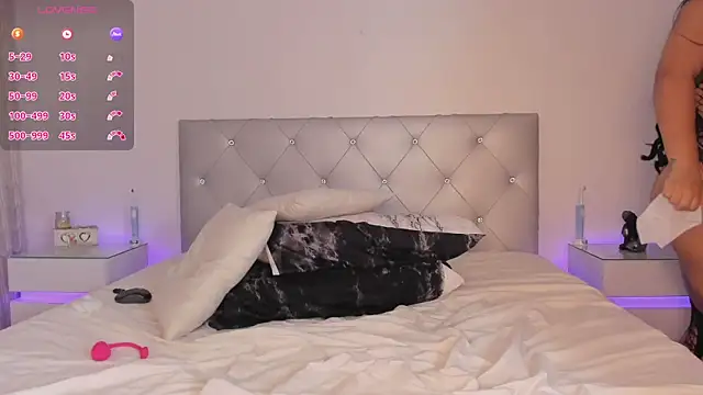 sophy champagne online show from February 19, 2:01 pm