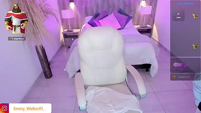 emmy walker online show from October 14, 11:11 am