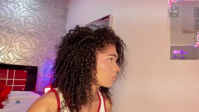 vennus1  online show from November 14, 5:06 am