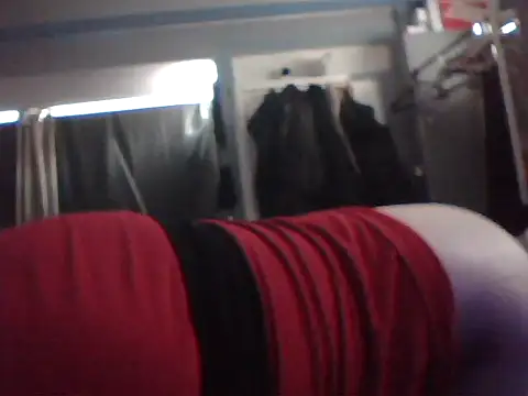 Snapshot of Slutviki69 chatting on October 19, 10:38 am Slutviki69 online show from October 19, 10:38 am