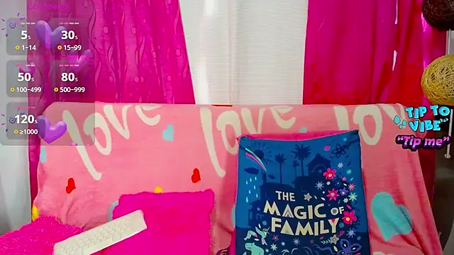 CiaraaSweet online show from October 14, 4:30 pm