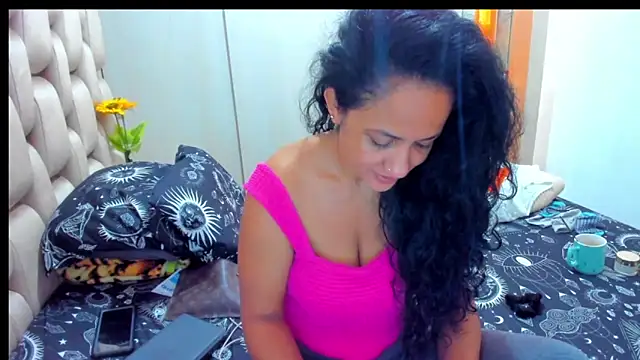 alaskmiller1 online show from February 21, 6:04 pm