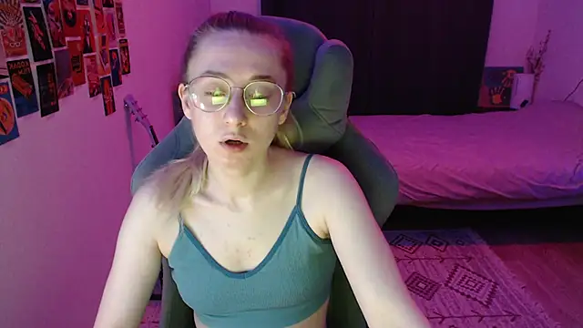 AnabelFrel online show from March 8, 1:25 am