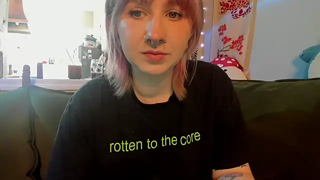 LedaBun online show from March 11, 4:13 pm