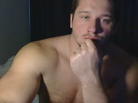 LionEdwin online show from December 15, 11:03 am