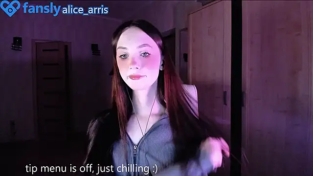 Alice  Aris online show from November 29, 6:33 pm