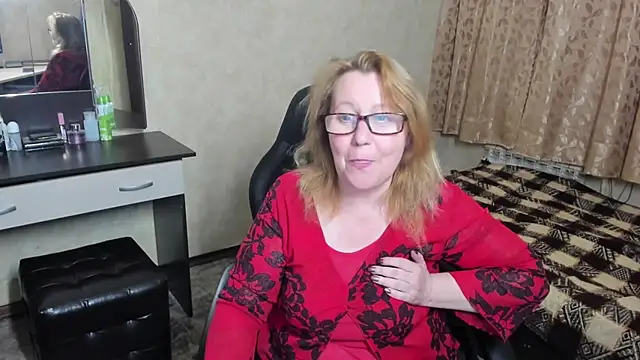 Snapshot of Frau_Marta chatting on March 15, 5:15 pm Frau Marta online show from March 15, 5:15 pm