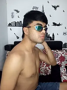 pinedasex777 online show from March 10, 11:38 pm