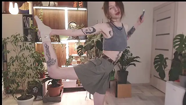 Arwen-elf online show from March 22, 11:35 am