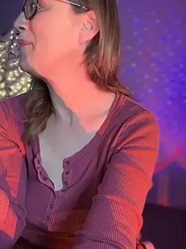 Snapshot of MaiseKnox chatting on January 9, 12:57 am MaiseKnox online show from January 9, 12:57 am