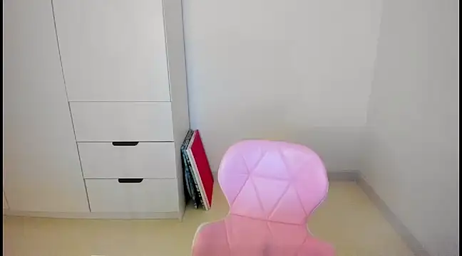 MiaStripDance online show from December 21, 4:25 pm