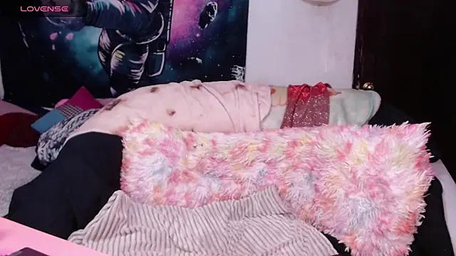 lil daisy7 online show from January 10, 2:57 am