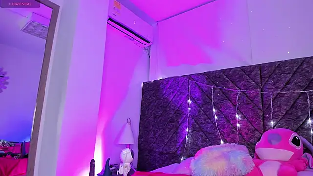 Vivi prinncess online show from February 5, 2:40 am