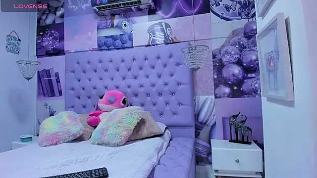 Vivi prinncess online show from February 27, 2:32 am