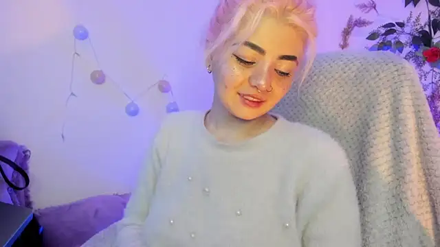 Sammysammy  online show from December 14, 8:34 am