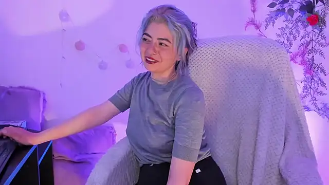 Sammysammy  online show from March 3, 12:59 am