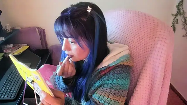 Sammysammy  online show from October 20, 7:20 am