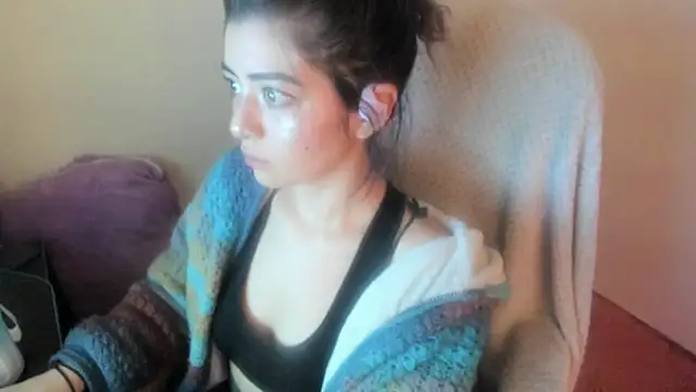 Sammysammy  online show from May 13, 7:39 am