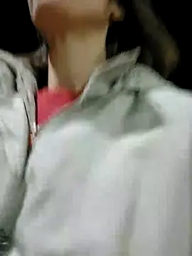 Snapshot of JoLeNe27 chatting on March 22, 6:00 pm JoLeNe27 online show from March 22, 6:00 pm