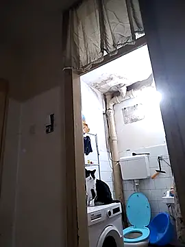 Snapshot of JoLeNe27 chatting on April 5, 7:11 pm JoLeNe27 online show from April 5, 7:11 pm