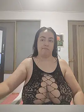 rosahills online show from July 10, 8:44 pm