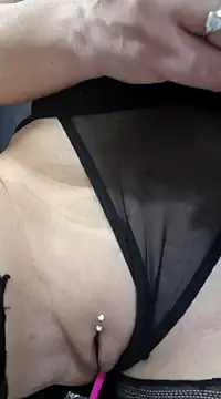 Snapshot of charrlote_love chatting on March 9, 4:22 pm charrlote love online show from March 9, 4:22 pm