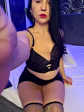 Snapshot of charrlote_love chatting on March 16, 2:44 pm charrlote love online show from March 16, 2:44 pm