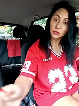 Snapshot of charrlote_love chatting on September 12, 11:32 am charrlote love online show from September 12, 11:32 am