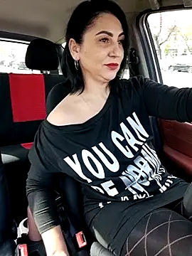 charrlote love online show from April 8, 1:00 pm