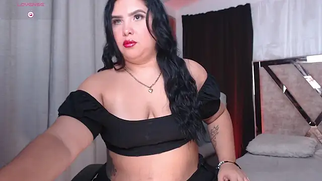 AGATHAA WHITE online show from March 13, 10:22 am