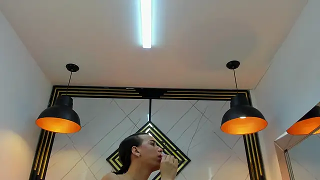 Leisygirl online show from April 11, 3:00 am