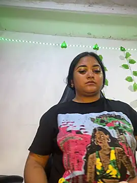 shayna all online show from May 25, 1:00 am