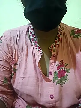 teddy-143 online show from November 15, 7:10 pm