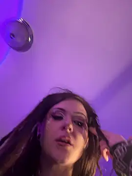 BlaizeyBBy online show from December 13, 12:28 pm