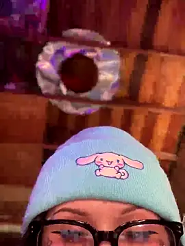 BlaizeyBBy online show from October 26, 10:15 pm