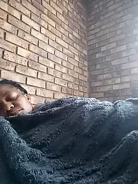 Snapshot of Galcraze chatting on February 17, 1:32 pm Galcraze online show from February 17, 1:32 pm