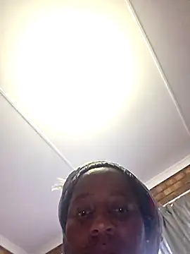 Snapshot of Galcraze chatting on September 29, 5:45 am Galcraze online show from September 29, 5:45 am