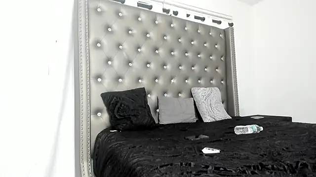 Snapshot of SashaMalone chatting on January 9, 3:15 am SashaMalone online show from January 9, 3:15 am