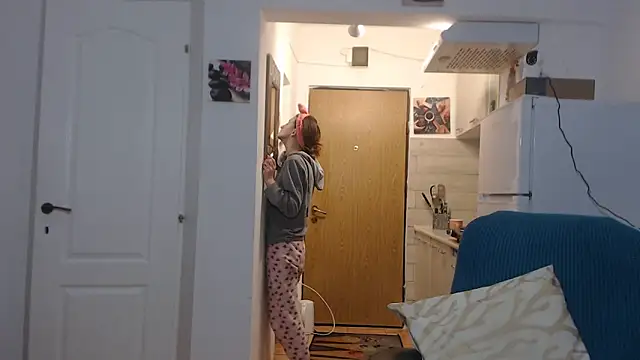 Snapshot of simyhvn chatting on February 7, 5:10 am simyhvn online show from February 7, 5:10 am