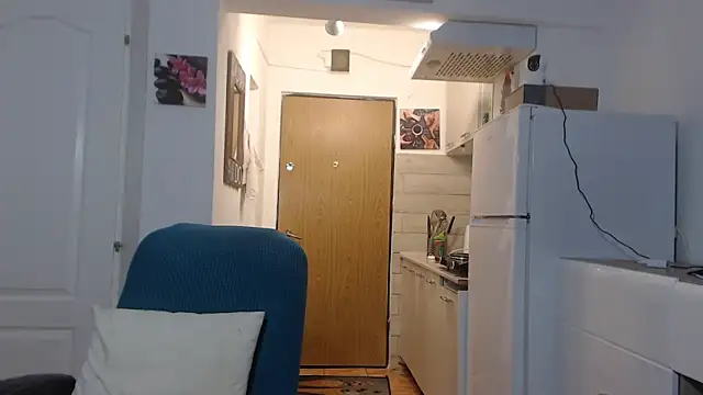 Snapshot of simyhvn chatting on February 11, 5:26 am simyhvn online show from February 11, 5:26 am