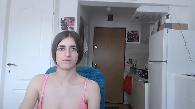 Snapshot of simyhvn chatting on February 21, 11:11 am simyhvn online show from February 21, 11:11 am