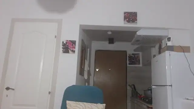 Snapshot of simyhvn chatting on February 28, 5:04 am simyhvn online show from February 28, 5:04 am