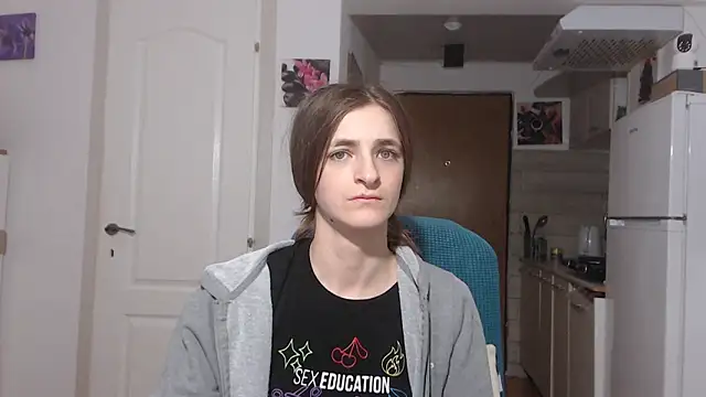 Snapshot of simyhvn chatting on March 3, 4:56 pm simyhvn online show from March 3, 4:56 pm