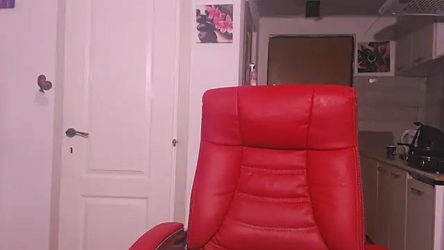 Snapshot of simyhvn chatting on October 28, 5:33 am simyhvn online show from October 28, 5:33 am