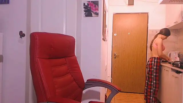 Snapshot of simyhvn chatting on November 14, 6:06 pm simyhvn online show from November 14, 6:06 pm