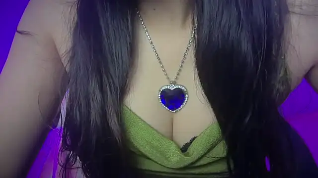 Snapshot of Queen_Angelena chatting on November 6, 5:58 pm Queen Angelena online show from November 6, 5:58 pm