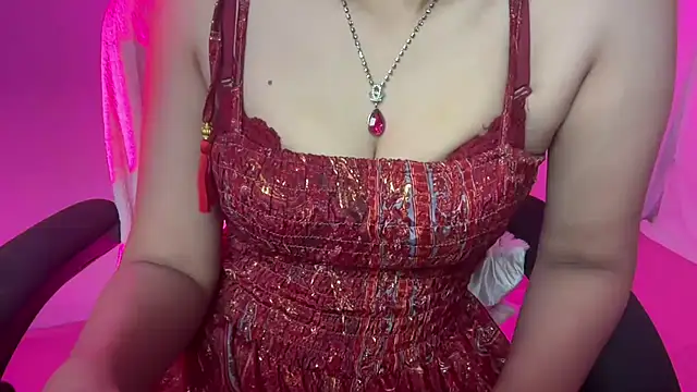 Snapshot of Queen_Angelena chatting on November 28, 5:15 pm Queen Angelena online show from November 28, 5:15 pm