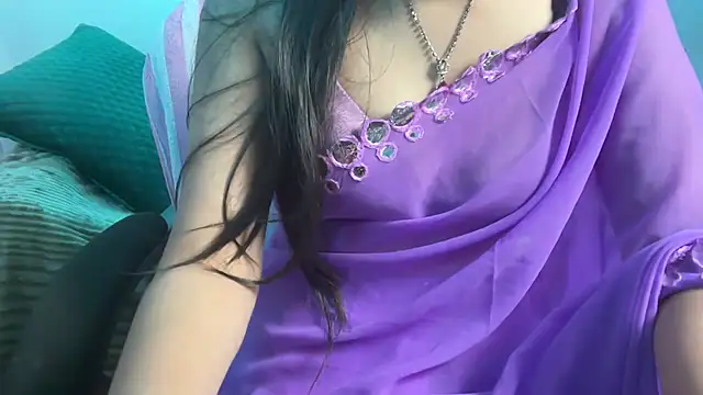 Snapshot of Queen_Angelena chatting on December 20, 7:10 pm Queen Angelena online show from December 20, 7:10 pm